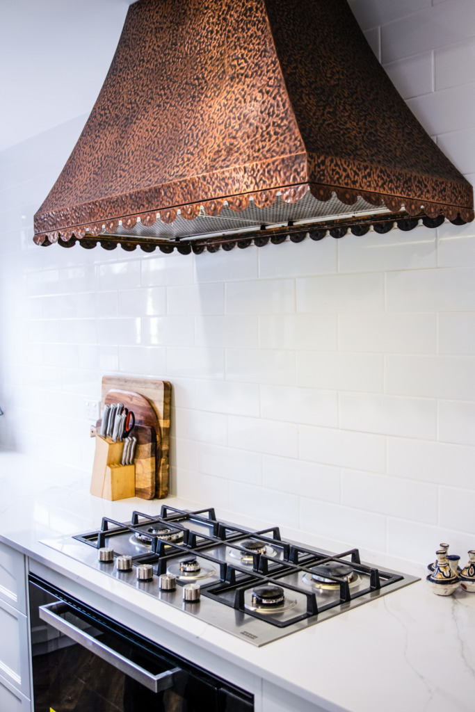 the-krc-guide-to-rangehoods-BAIRD_DRIVE-002-TYNEESHA_WILLIAMS-683x1024.jpg